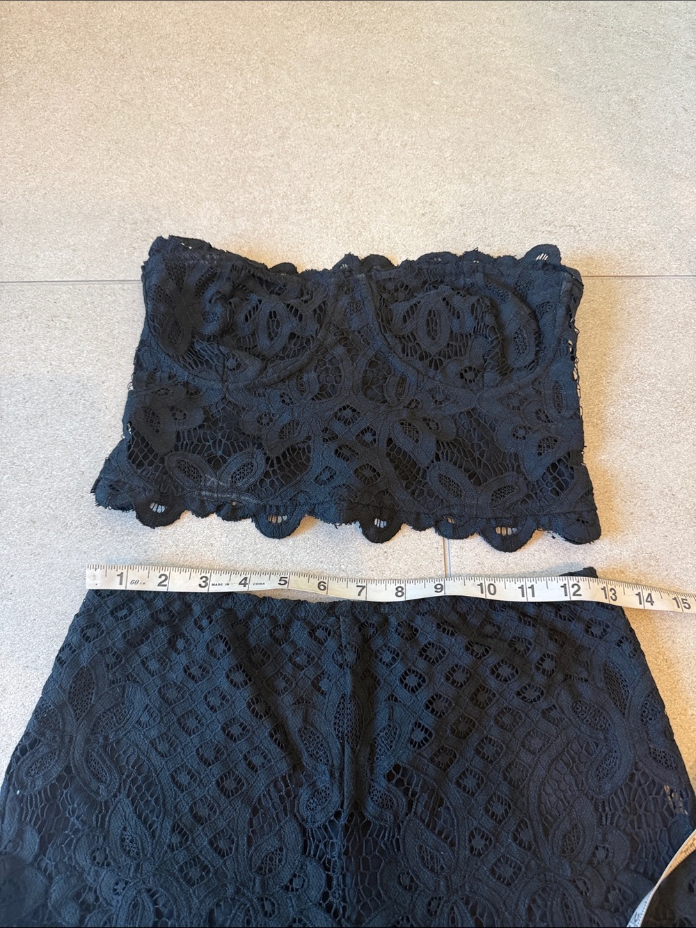 Free people set black Lace Strapless Crop Top and High-Waist Shorts size small - Picture 6 of 8